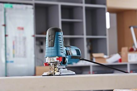 Bosch Professional GST 160 CE Elektro-Pendelhubstichsäge inkl. L-Boxx + Zubehör (0601517000)