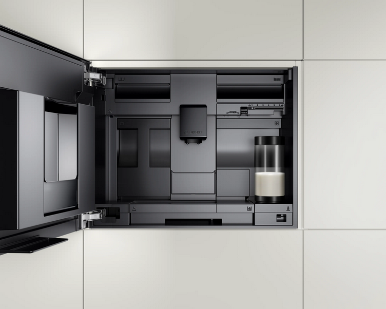 Screenshot-2024-08-26-at-17-00-55-CTL7181B0-Einbau-Kaffeevollautomat-BOSCH-AT